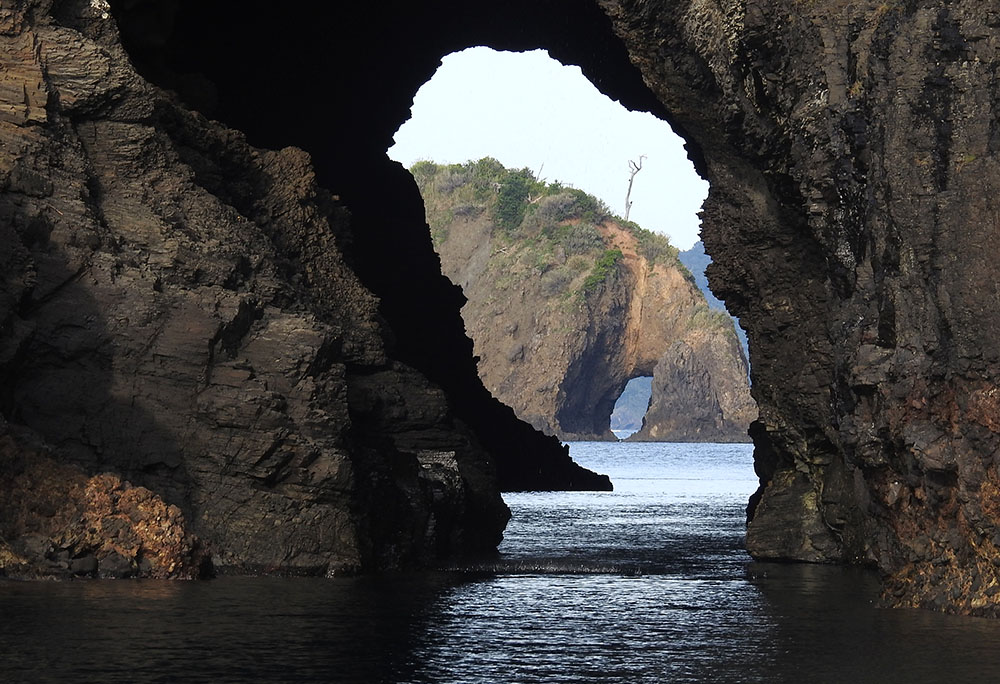 加贺的洞窟的放大照片。