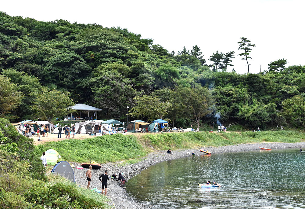 桂岛海水浴场的放大照片。